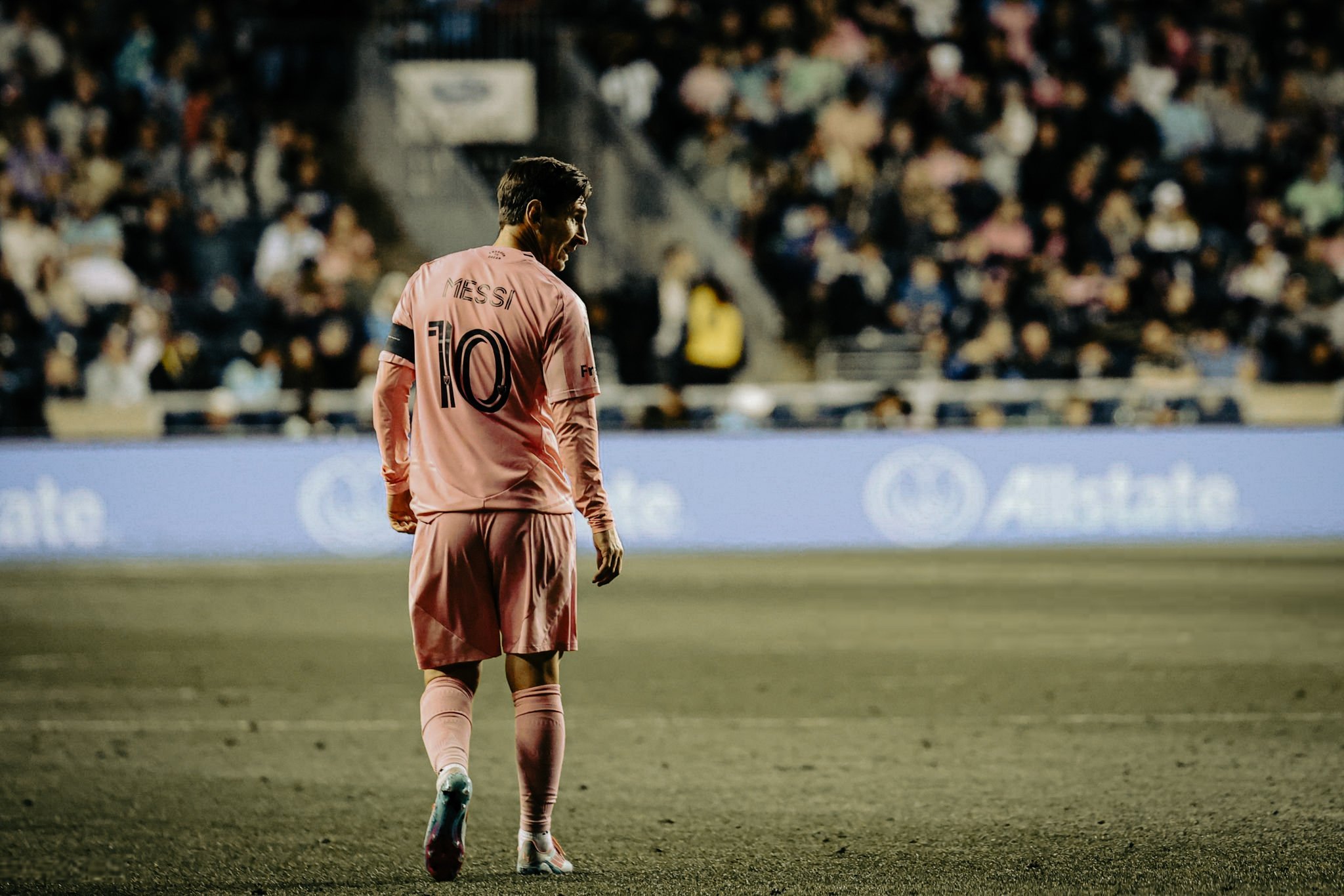 败北首场状态出色,法国队观众沸腾!,梅西重返赛场全场沸腾不已 败北首场状态出色,法国队观众沸腾!,梅西重返赛场全场沸腾不已