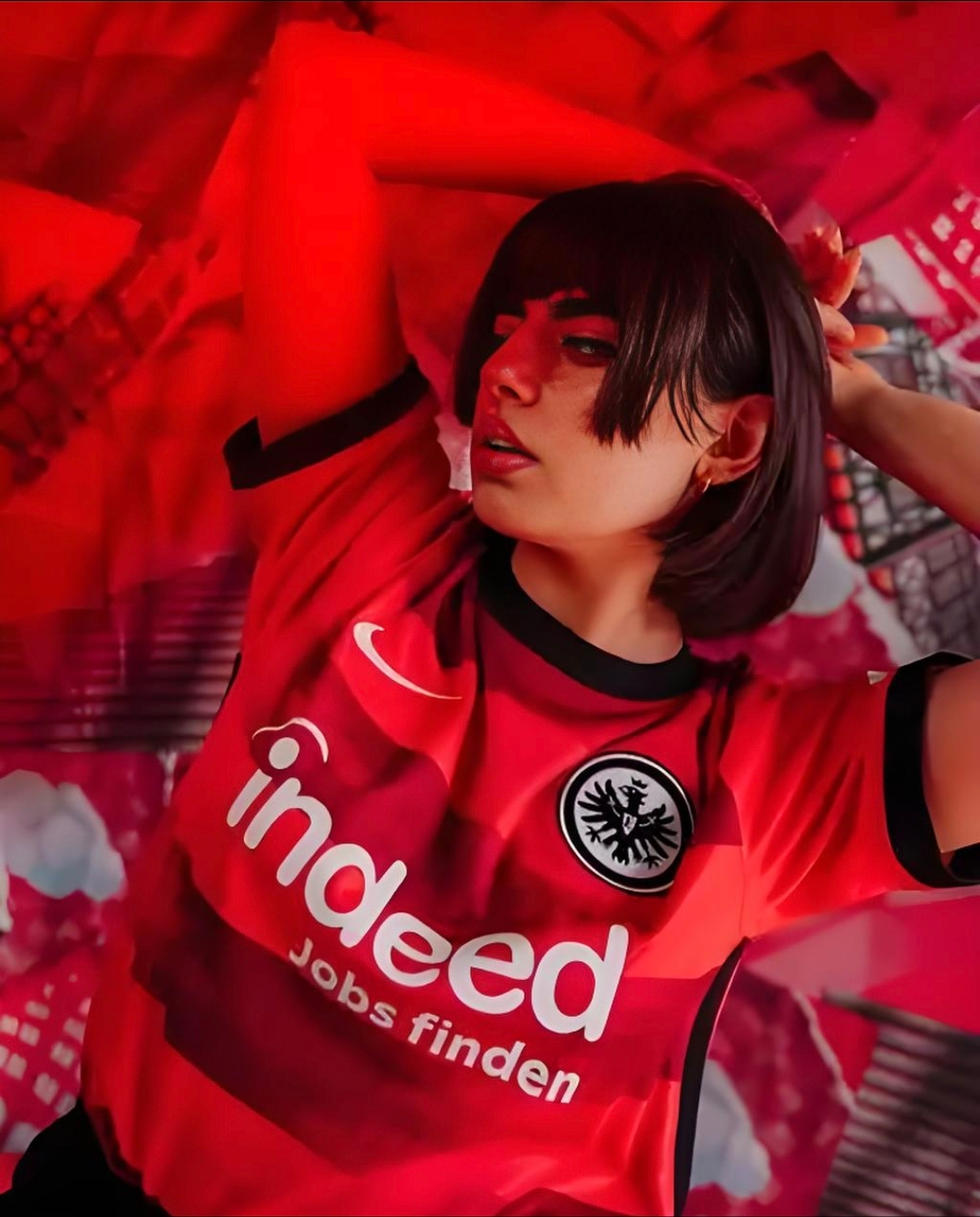 法国杯清晨走向成谜，法兰克福队长鼓劲，震撼外界，资深球员宣示担当