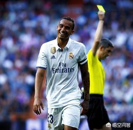 里昂迎荷甲关键赛，关键时刻调整名单，底气十足，赛程密集仍需轮换的简单介绍